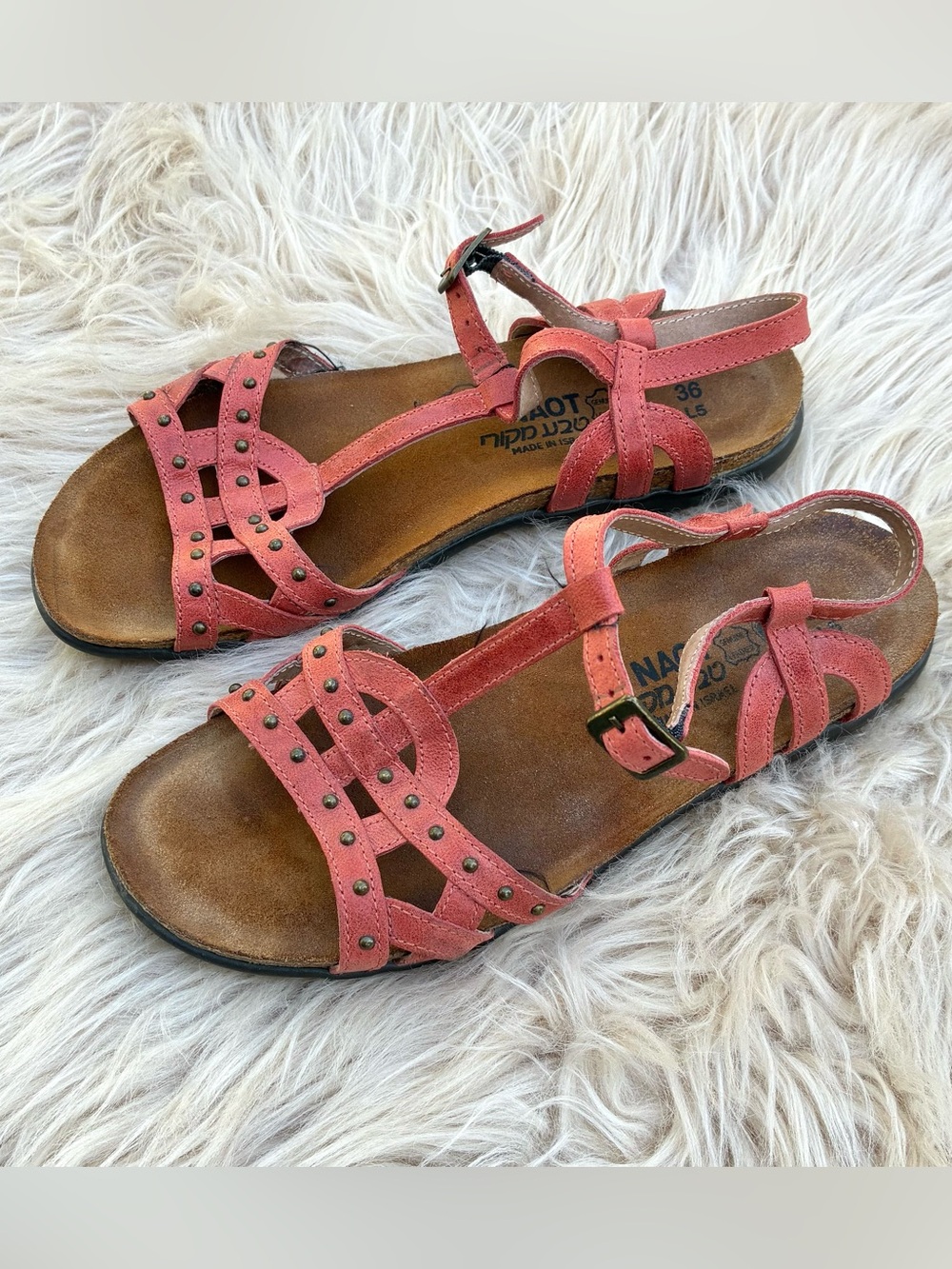 Naot Coral Sandals Sz 5